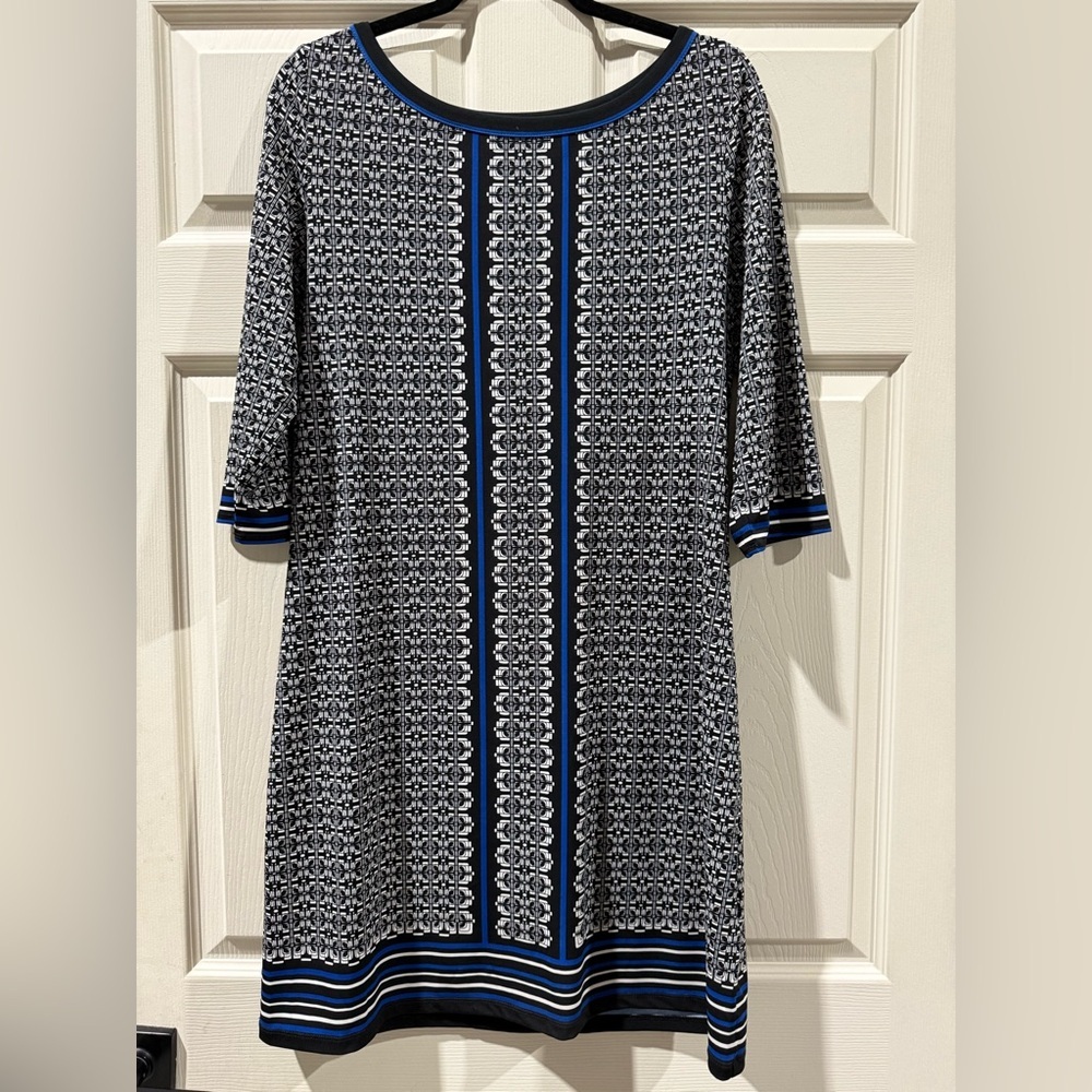 Max Studio Geometric Black and White Dress with Blue Highlights